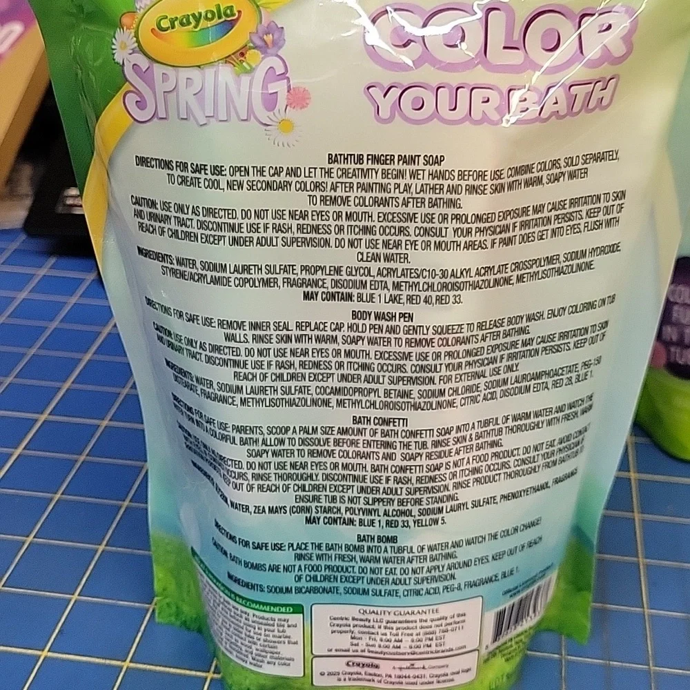Crayola Spring Colorful Bath Set New Sealed Package